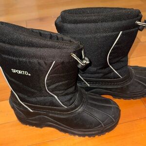 Boys snow boots